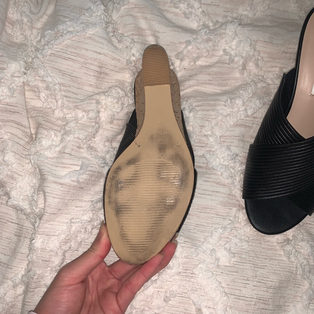 Saks Fifth Ave Wedges Sandals Black Size 7 - Picture 2 of 3